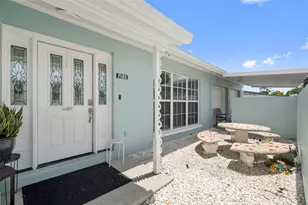 7103 Creekside Ct, Tampa, FL 33615 - Photo 36