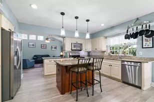 13133 Greengage Ln, Tampa, FL 33612 - Photo 16