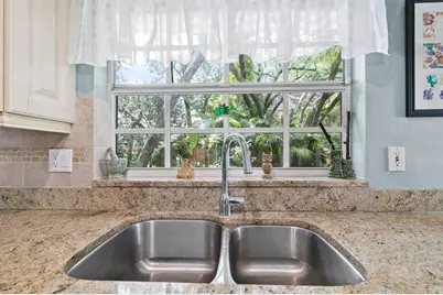 13133 Greengage Lane, Tampa, FL 33612 - Photo 30