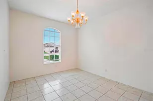 1104 Villeroy Dr, Sun City Center, FL 33573 - Photo 10