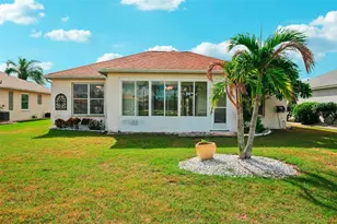 1104 Villeroy Dr, Sun City Center, FL 33573 - Photo 44
