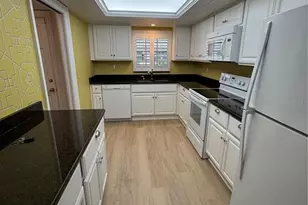 131 Bluff View Dr, Belleair Bluffs, FL 33770 - Photo 8