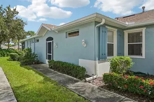 1230 Huntington Greens Dr, Sun City Center, FL 33573 - Photo 2