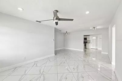 7805 Winston Lane, Tampa, FL 33615 - Photo 2