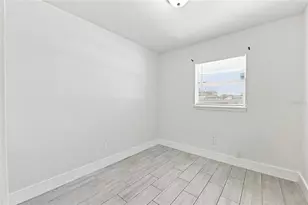 7805 Winston Ln, Tampa, FL 33615 - Photo 20