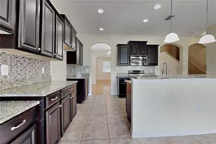 9609 Royal Fern Ct, Tampa, FL 33647 - Photo 6