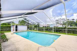 4303 Hollow Hill Dr, Tampa, FL 33624 - Photo 4