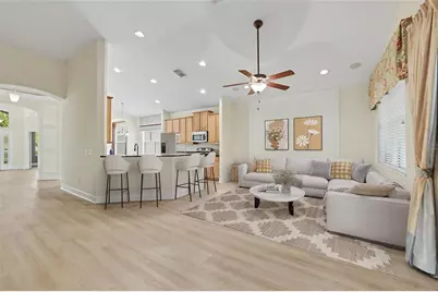 12802 Avelar Creek Drive, Riverview, FL 33578 - Photo 10