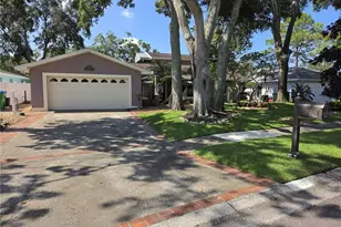 1132 Ridge Dr, Palm Harbor, FL 34683 - Photo 24