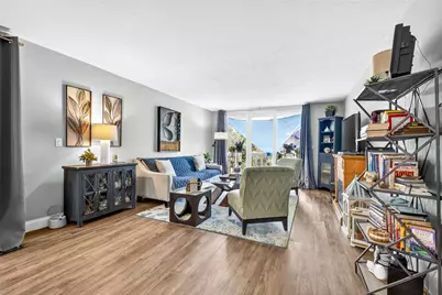 2623 Seville Boulevard #207, Clearwater, FL 33764 - Photo 4