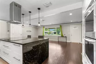 1009 Woodley Rd, Clearwater, FL 33764 - Photo 10