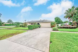 2993 Meadow Wood Dr, Clearwater, FL 33761 - Photo 1