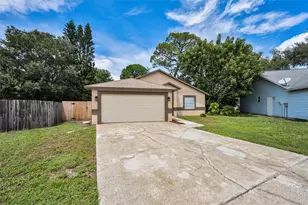 1874 Feather Tree Cir, Clearwater, FL 33765 - Photo 4