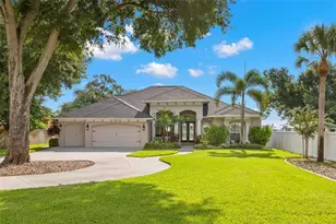 950 14th Ave S, Safety Harbor, FL 34695 - Photo 2