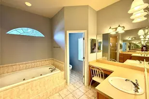 3735 Gaviota Dr, Ruskin, FL 33573 - Photo 20