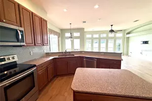 3735 Gaviota Dr, Ruskin, FL 33573 - Photo 14