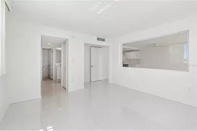 450 Treasure Island Causeway #106, Treasure Island, FL 33706 - Photo 20
