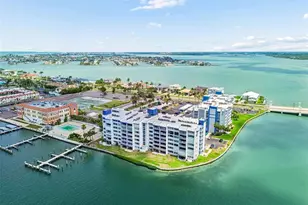 450 Treasure Island Causeway, Treasure Island, FL 33706 - Photo 32