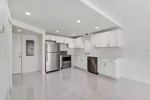 450 Treasure Island Causeway, Treasure Island, FL 33706 - Photo 10