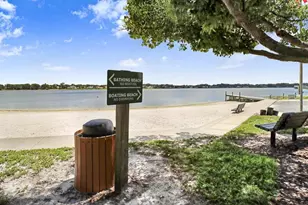 3712 Carrollbrook Rd, Tampa, FL 33618 - Photo 40