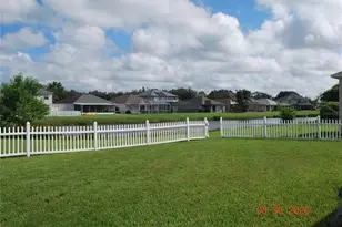 1632 Cresson Ridge Ln, Brandon, FL 33510 - Photo 12