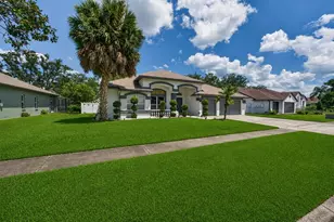 3926 Northridge Dr, Valrico, FL 33596 - Photo 4