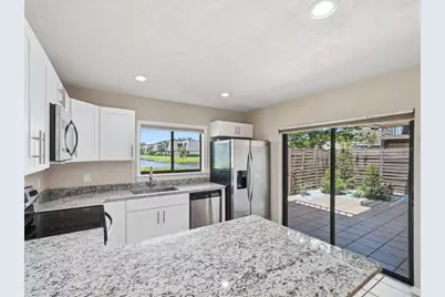 15314 E Pond Woods Drive #15314, Tampa, FL 33618 - Photo 18