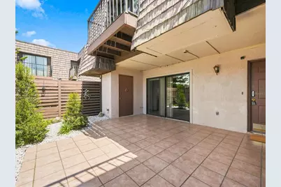15314 E Pond Woods Drive #15314, Tampa, FL 33618 - Photo 4