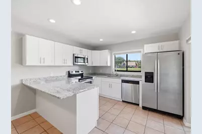 15314 E Pond Woods Drive #15314, Tampa, FL 33618 - Photo 16