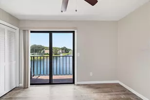 15314 E Pond Woods Dr, Tampa, FL 33618 - Photo 36