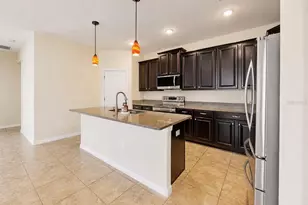 619 Wabash Breeze Cir, Ruskin, FL 33570 - Photo 10