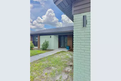 16503 Foothill Drive, Tampa, FL 33624 - Photo 4