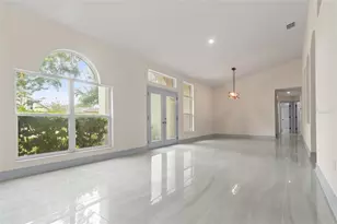 10217 Timberland Point Dr, Tampa, FL 33647 - Photo 6
