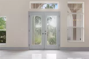 10217 Timberland Point Dr, Tampa, FL 33647 - Photo 4