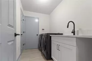 10217 Timberland Point Dr, Tampa, FL 33647 - Photo 38