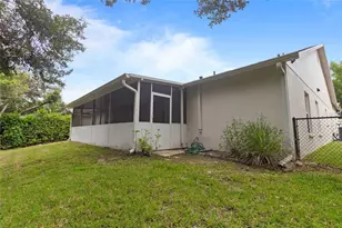 10217 Timberland Point Dr, Tampa, FL 33647 - Photo 16
