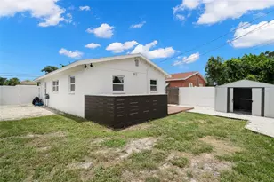 3001 Fairfield Ave S, Saint Petersburg, FL 33712 - Photo 16