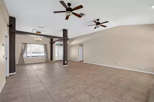 1850 Sandy Knoll Cir N, Lakeland, FL 33813 - Photo 16