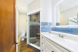 616 15th St N, Saint Petersburg, FL 33705 - Photo 18
