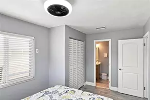 8028 25th Ave N, Saint Petersburg, FL 33710 - Photo 20
