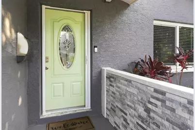 8028 25th Avenue N, Saint Petersburg, FL 33710 - Photo 2