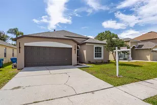 22836 Marsh Wren Dr, Land O Lakes, FL 34639 - Photo 2