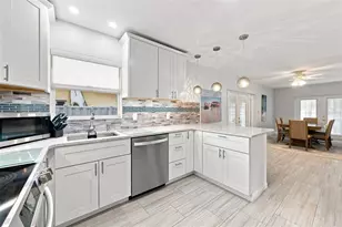 28 Wall Terrace, Redington Shores, FL 33708 - Photo 12
