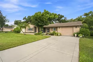 2336 Malcolm Dr, Palm Harbor, FL 34684 - Photo 2