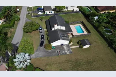 19320 SW 295th Street, Homestead, FL 33030 - Photo 16
