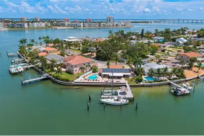3142 W Vina Del Mar Boulevard, Saint Pete Beach, FL 33706 - Photo 2