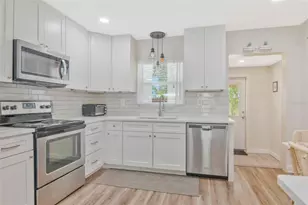1928 Springtime Ave, Clearwater, FL 33755 - Photo 12
