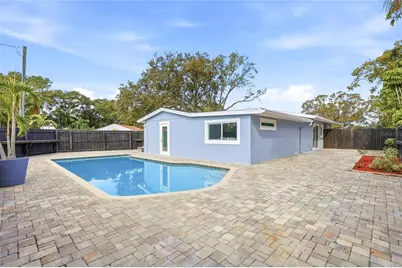 4095 Locust Street NE, Saint Petersburg, FL 33703 - Photo 32