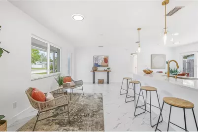 4095 Locust Street NE, Saint Petersburg, FL 33703 - Photo 8
