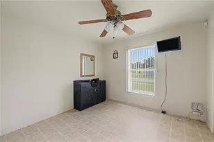 2423 E Okara Rd, Tampa, FL 33612 - Photo 18